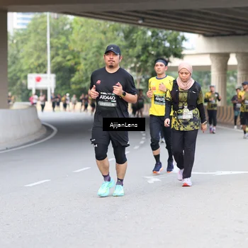 Runner Photo 6459475
