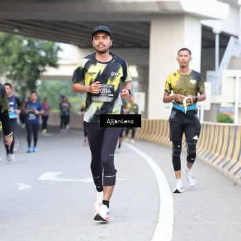 Runner Photo 6459522
