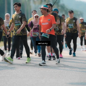 Runner Photo 6459529