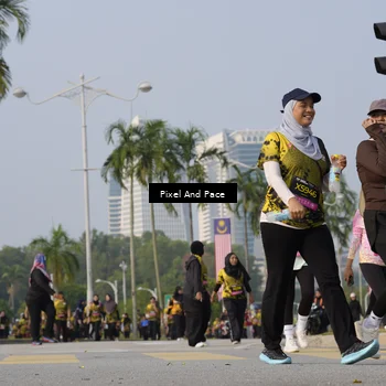 Runner Photo 6459590