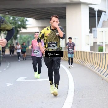 Runner Photo 6459611