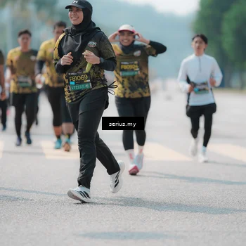 Runner Photo 6459624