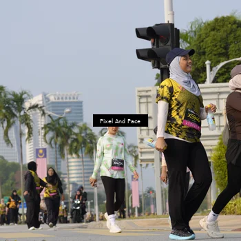 Runner Photo 6459625