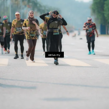 Runner Photo 6459704