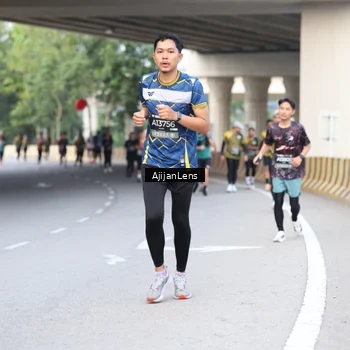 Runner Photo 6459729