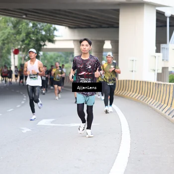 Runner Photo 6459740