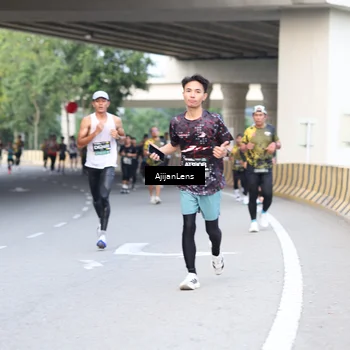 Runner Photo 6459747