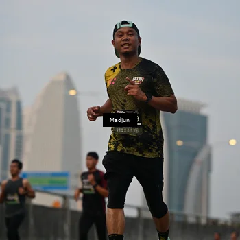 Runner Photo 6459750