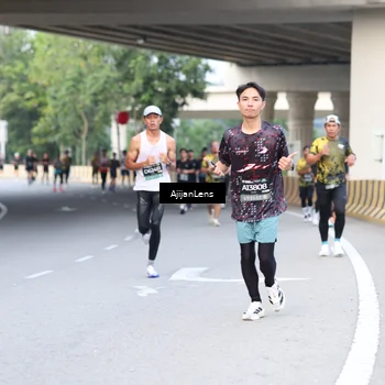 Runner Photo 6459758