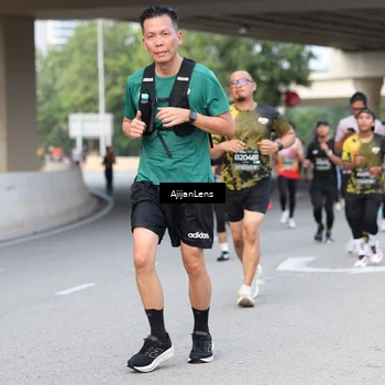 Runner Photo 6459796