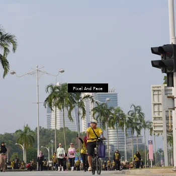 Runner Photo 6459810
