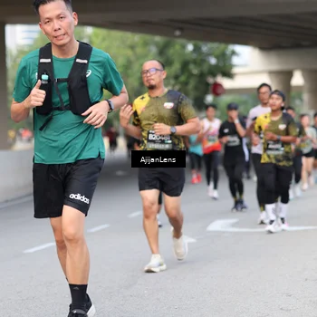 Runner Photo 6459830