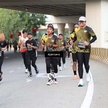 Runner Photo 6459836