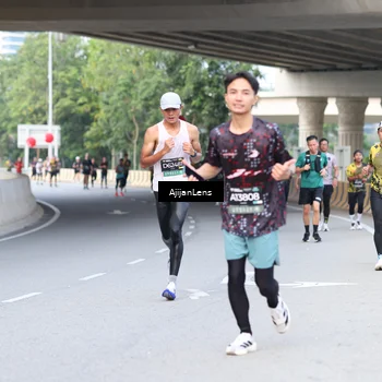 Runner Photo 6459843