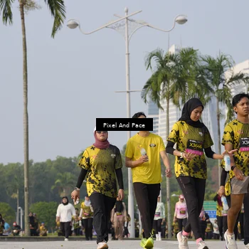 Runner Photo 6459881