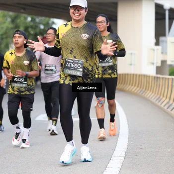 Runner Photo 6459901