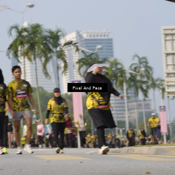 Runner Photo 6459909