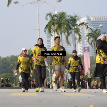 Runner Photo 6459911