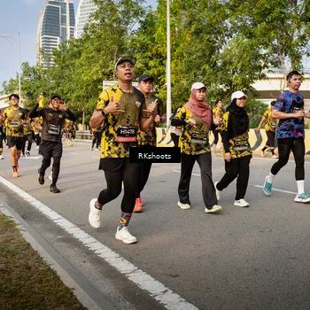 Runner Photo 6459925