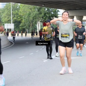 Runner Photo 6459932
