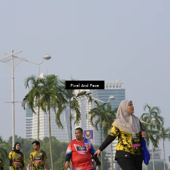 Runner Photo 6459965