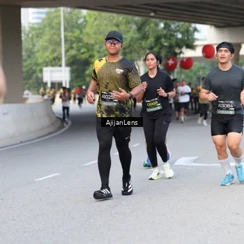 Runner Photo 6459993