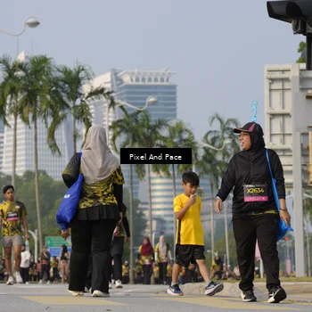 Runner Photo 6460007