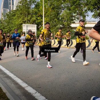 Runner Photo 6460024
