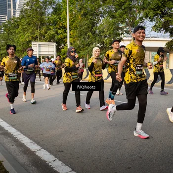 Runner Photo 6460044