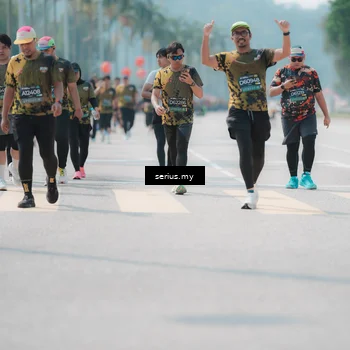 Runner Photo 6460051