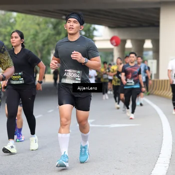 Runner Photo 6460055