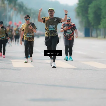 Runner Photo 6460059