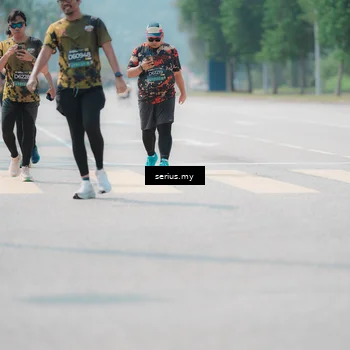 Runner Photo 6460060