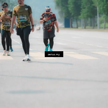Runner Photo 6460067