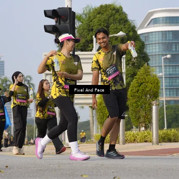 Runner Photo 6460075