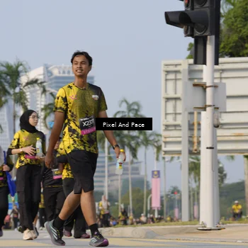 Runner Photo 6460082