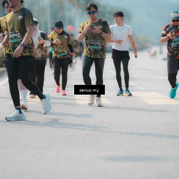 Runner Photo 6460095