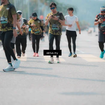 Runner Photo 6460099