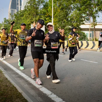 Runner Photo 6460110