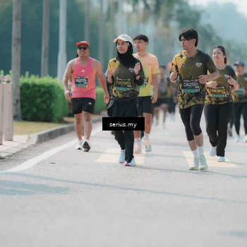 Runner Photo 6460116