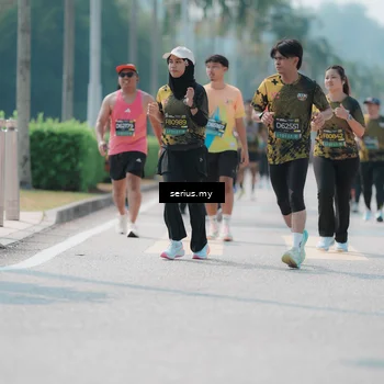 Runner Photo 6460126