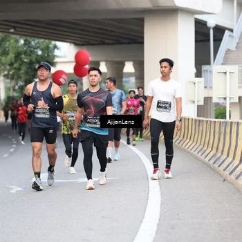 Runner Photo 6460128