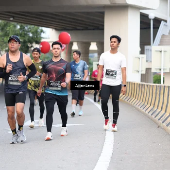 Runner Photo 6460136