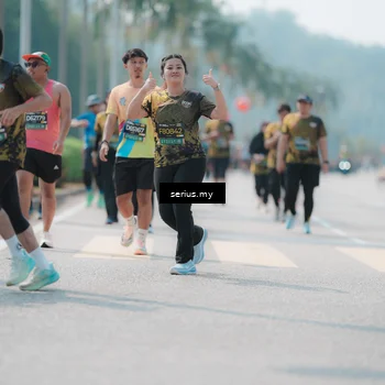 Runner Photo 6460143