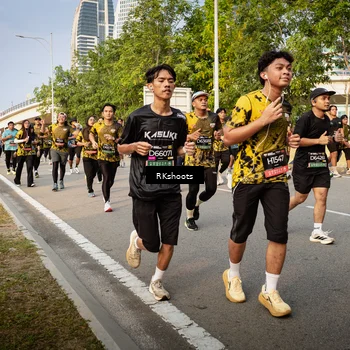 Runner Photo 6460153