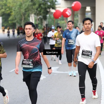 Runner Photo 6460162