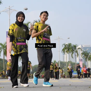 Runner Photo 6460203