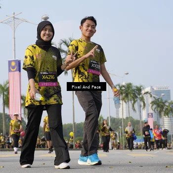 Runner Photo 6460211