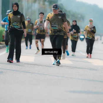 Runner Photo 6460213