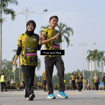 Runner Photo 6460214